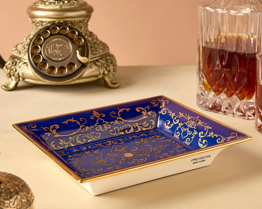 PORCELAIN TRAYS
