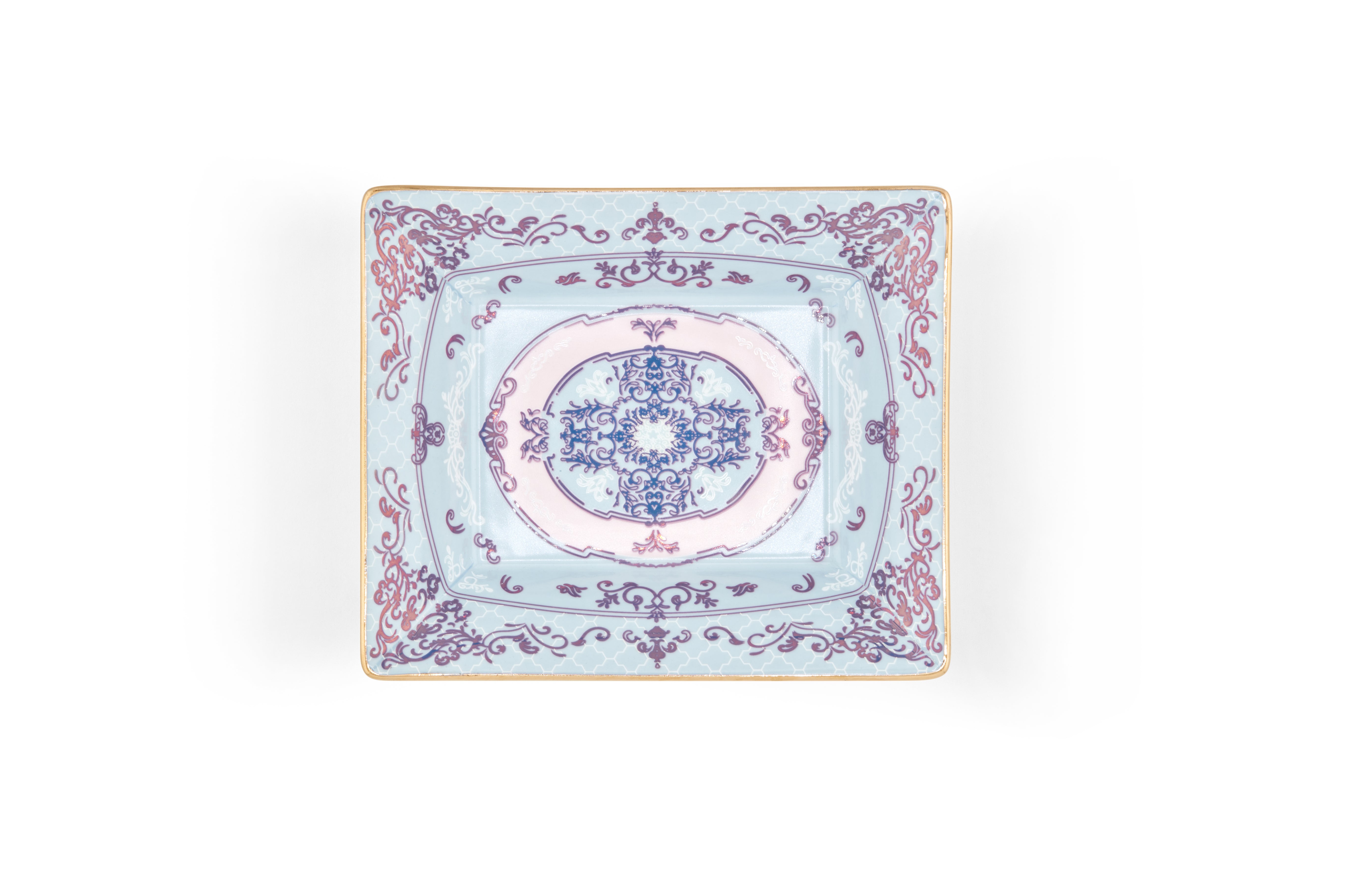 A miniature masterpiece, Sleek porcelain tray with rich gold borders, perfect for enhancing any room’s decor.
