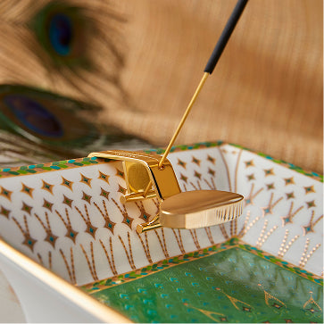 levinso (incense holder)